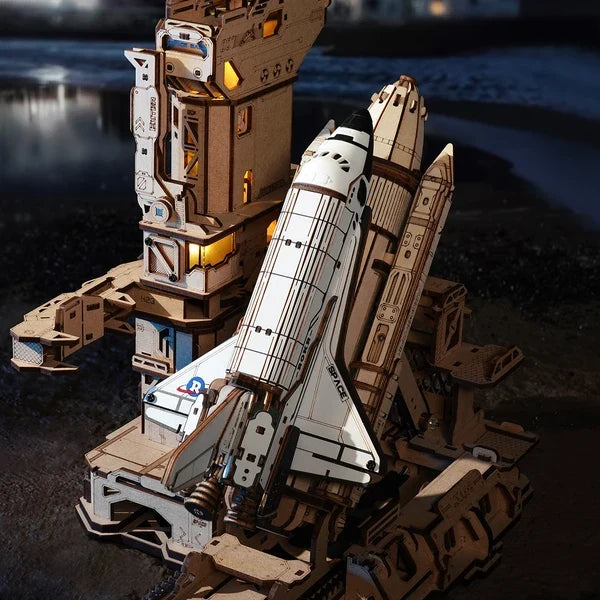 Space Shuttle 3D Wooden Puzzle，446Number of pieces
